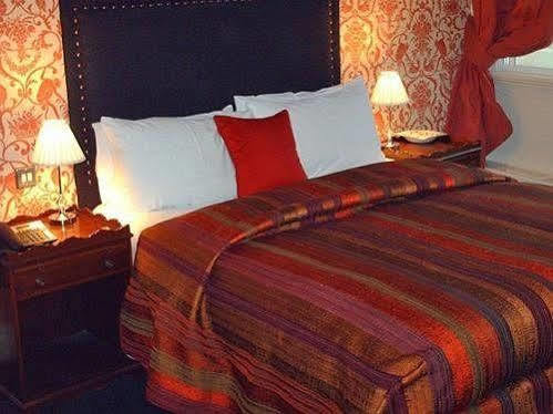 The Racquet Club Aparthotel